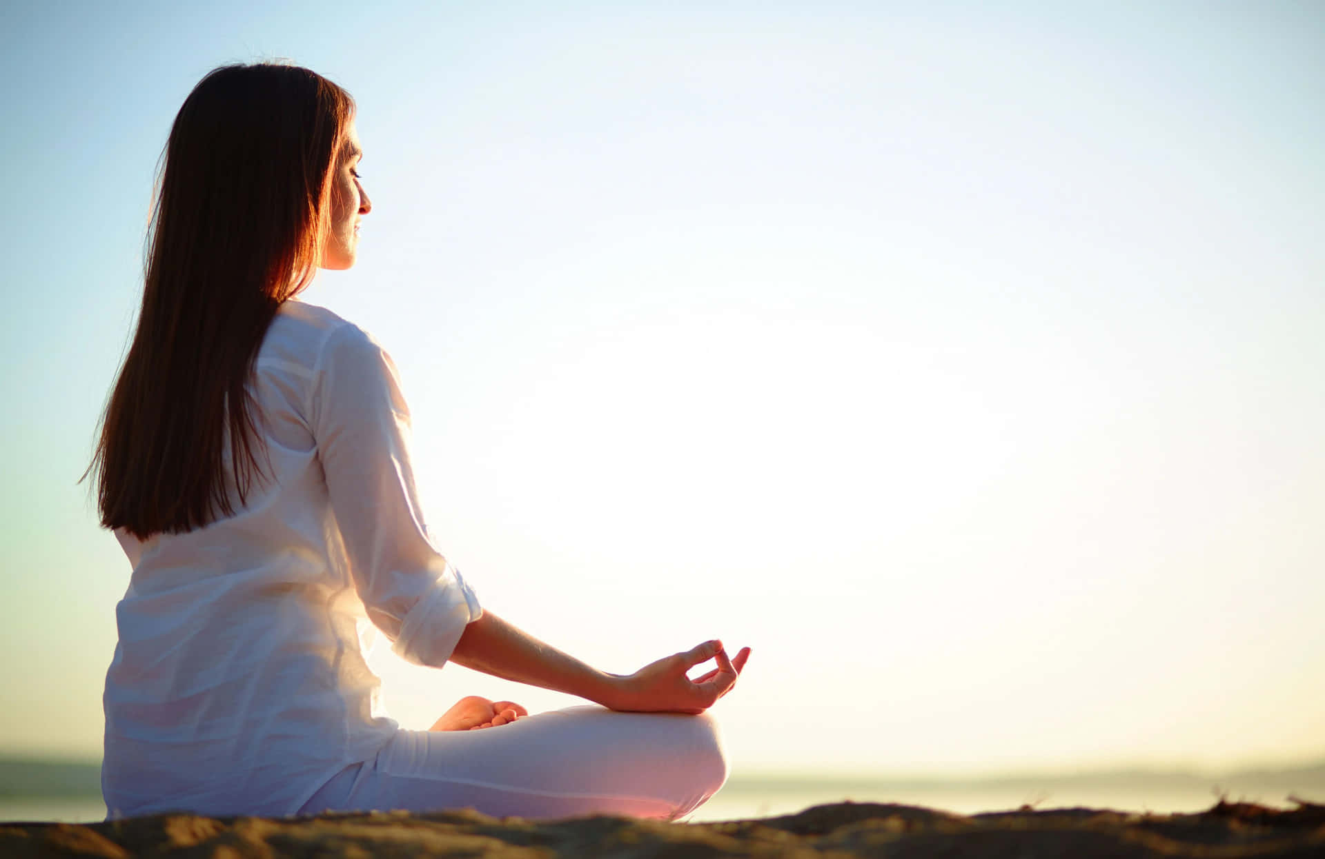 yoga-background-c35vyaj3yr1tvcwe
